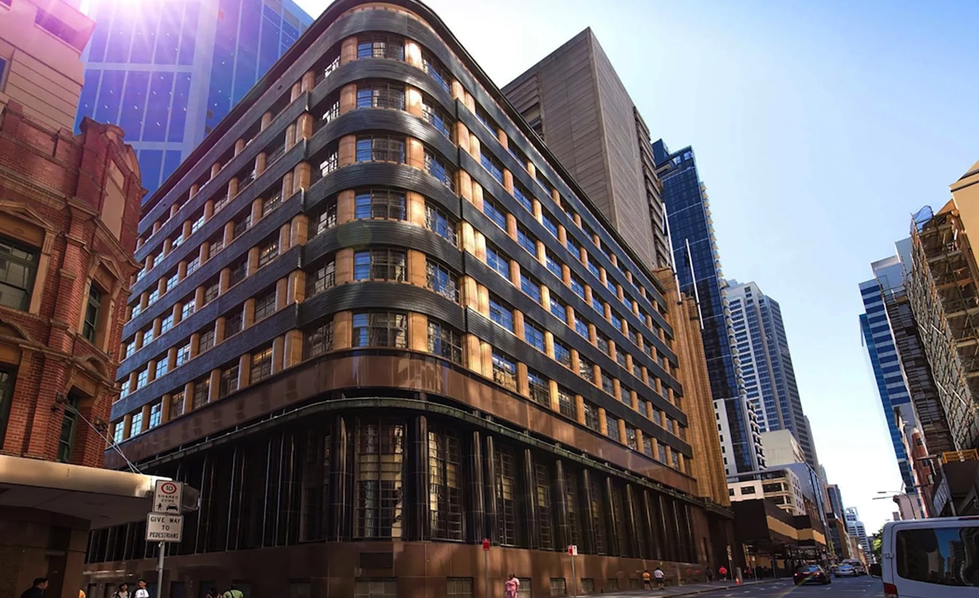 Krimpton Marot exterior e1762929167933