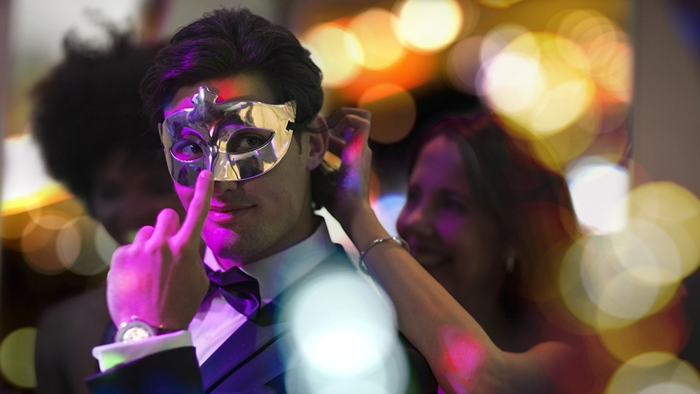 man-on-a-costume-party-wearing-a-mask-2026-01-05-00-53-46-utc