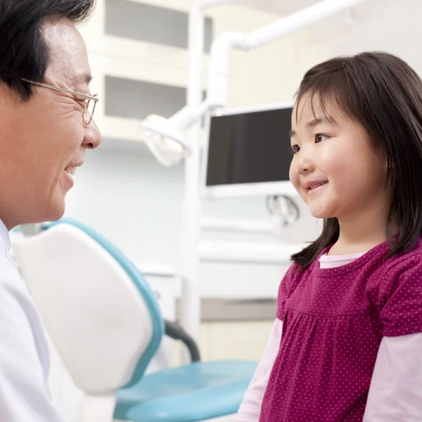 dentist-and-little-patient-in-dental-clinic-2024-10-18-05-34-40-utc
